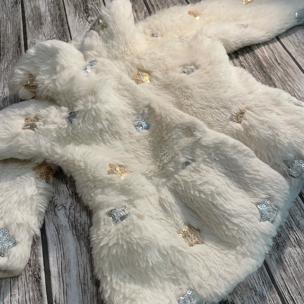 Superstar faux fur coat